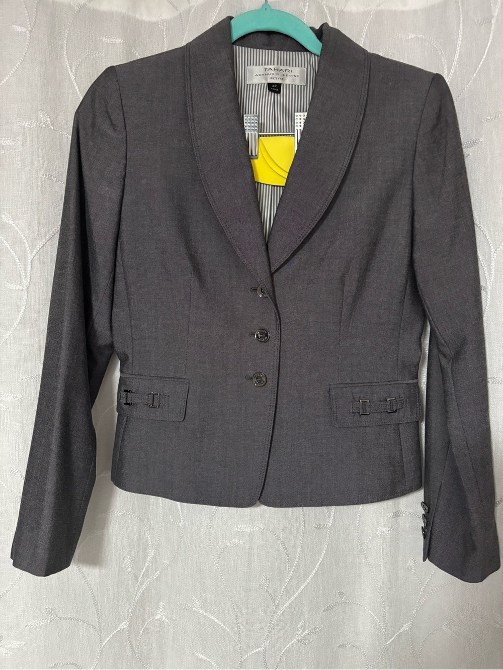 Tahari ASL Women's Gray Tailored Three-Button Blazer